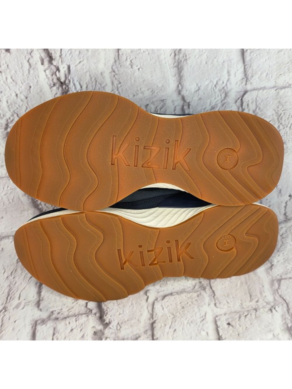 Kizik Monaco Sneaker Womens 9 Stormy Weather Naval Academy Comfort Shoes READ - Picture 10 of 13